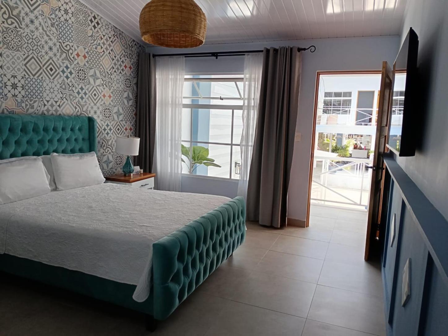 Hotel Mono Azul 3*