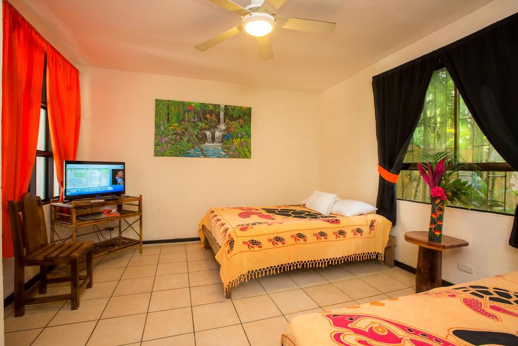 Hotel Mono Azul Quepos